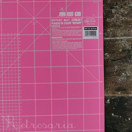PRYM/OLFA Rotary Cutting Mat - Image 4