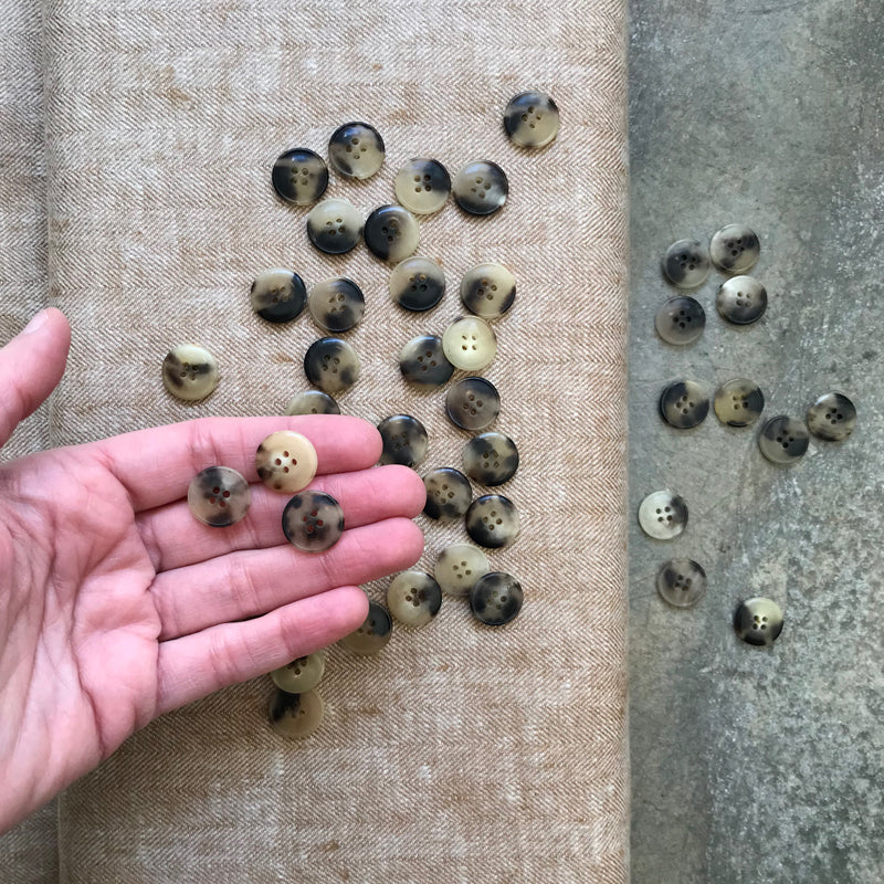 Horn Buttons 1106 - Image 2