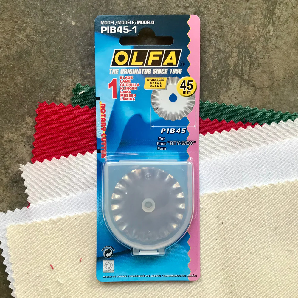 OLFA Circular pinking blade for rotary cutter - Image 2