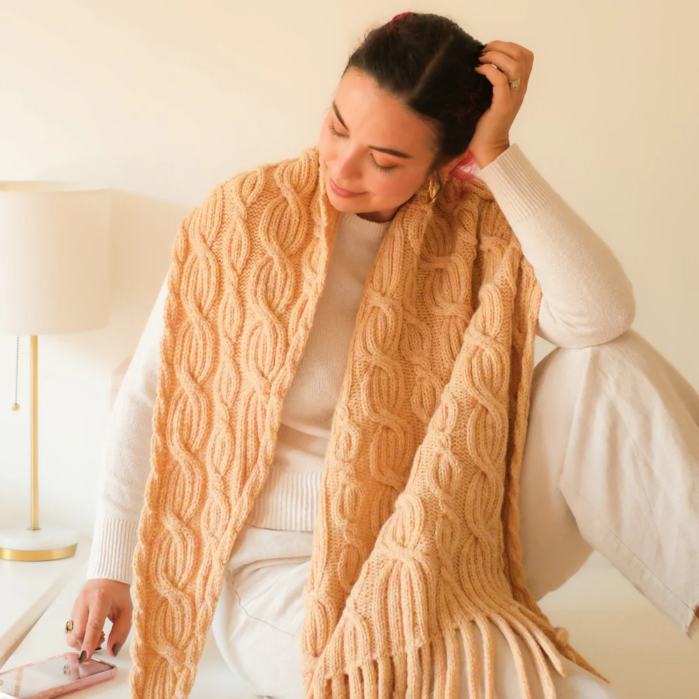 Milk Bun Shawl kit - Image 2