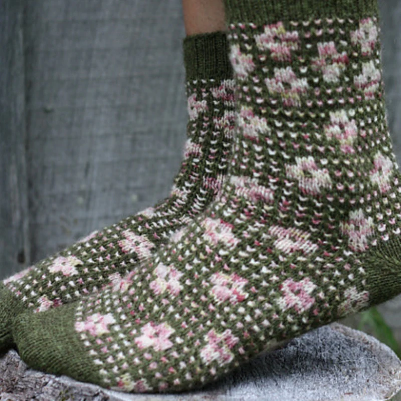 Pressed Flowers Socks Kit - Image 3