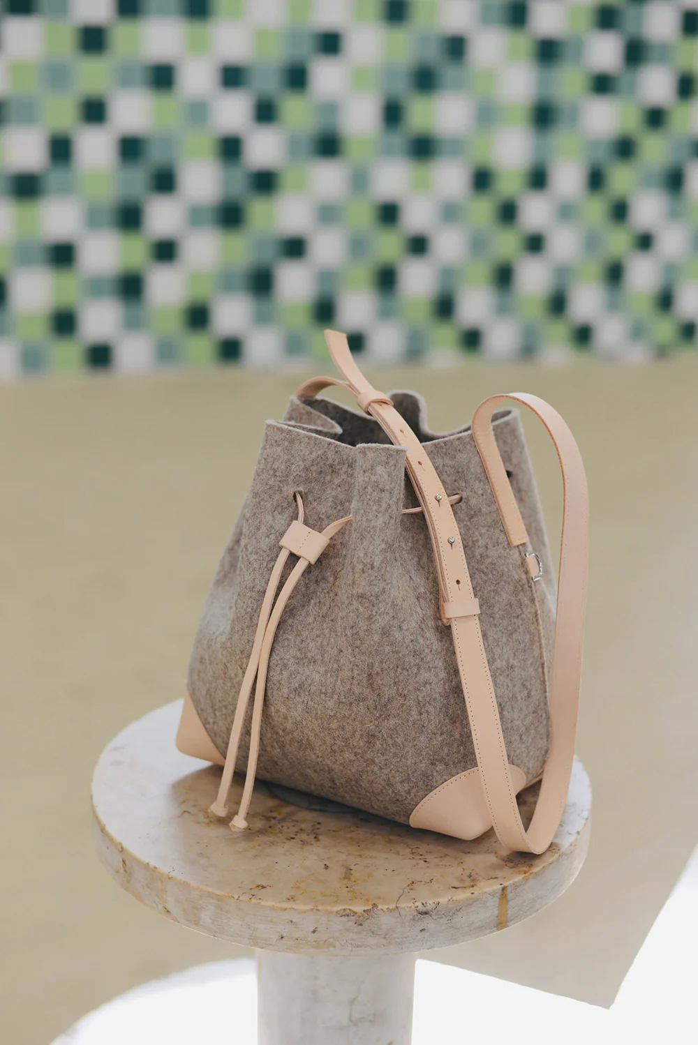 Small bucket bag - Image 2